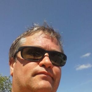 Meet your Posher, Ellis